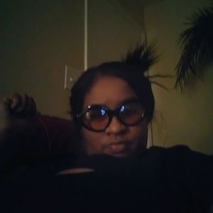 Meet your Posher, Lakisha